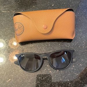Black Erika Ray Bans